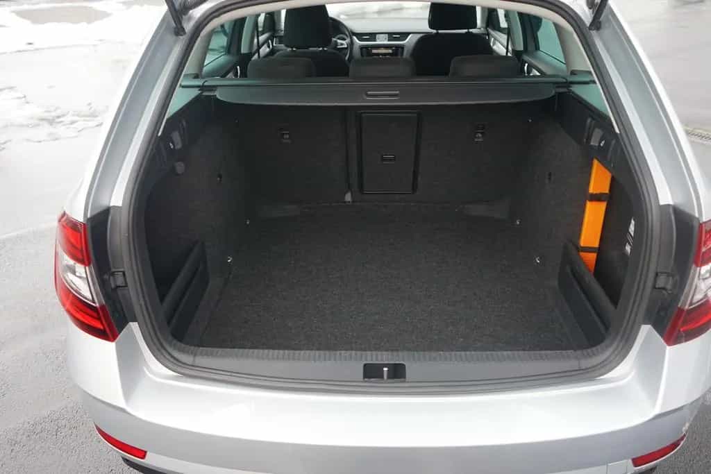 Skoda Octavia Combi 1.0 Ambition Navi Sitzheizung PDC 08/2020-photo-10