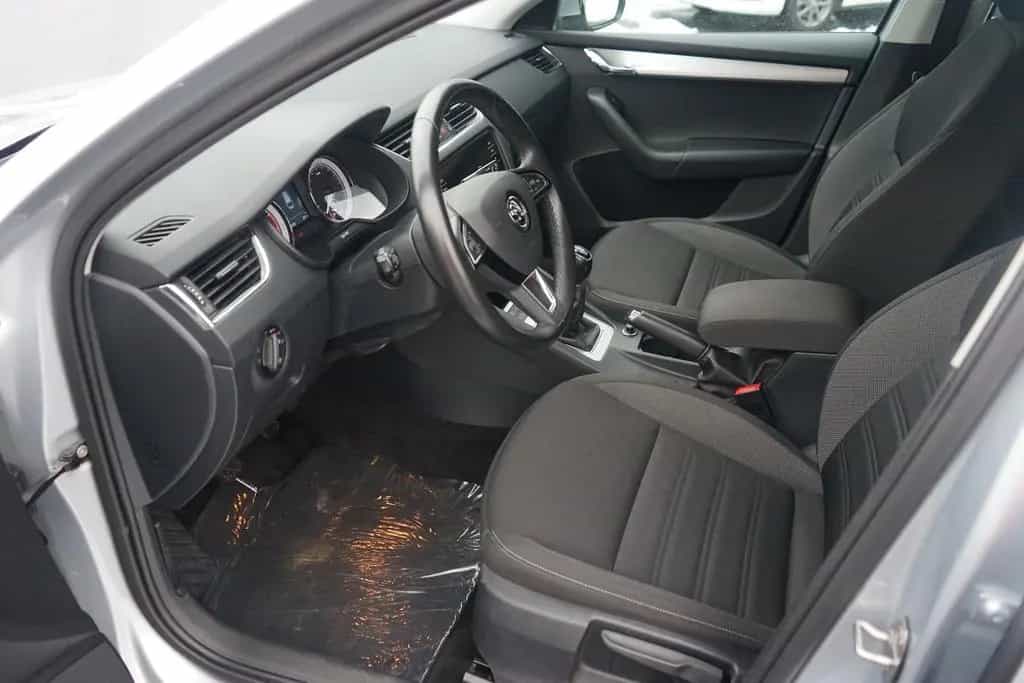 Skoda Octavia Combi 1.0 Ambition Navi Sitzheizung PDC 08/2020-photo-11