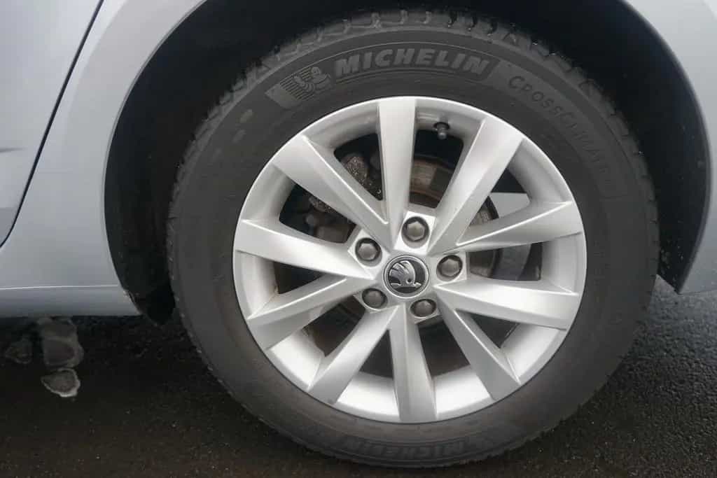 Skoda Octavia Combi 1.0 Ambition Navi Sitzheizung PDC 08/2020-photo-25