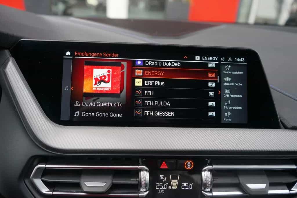 BMW 218 i M Sport Virtual Cockpit Sitzheizung Navi 07/2022-photo-11