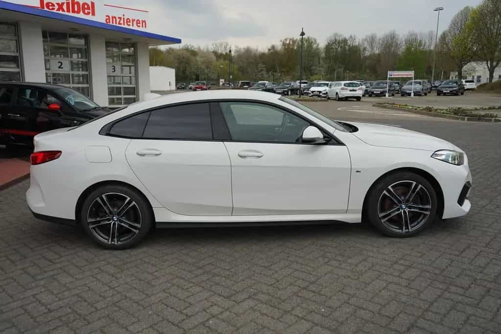 BMW 218 i M Sport Virtual Cockpit Sitzheizung Navi 07/2022-photo-4