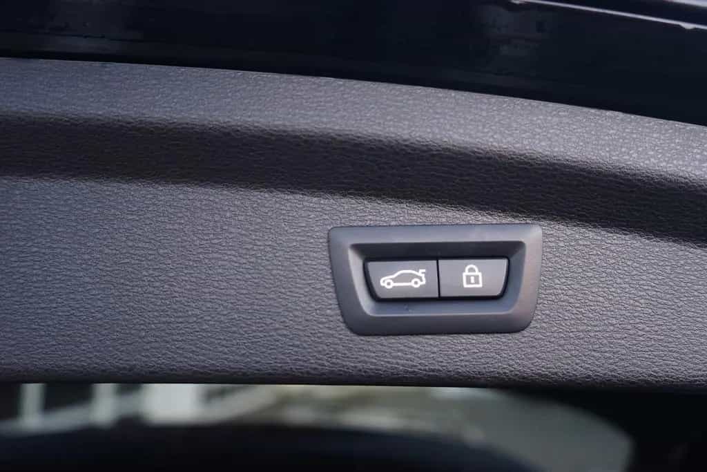 BMW X2 20i xDrive M Sport Aut. LED Navi Tempomat 05/2023-photo-28