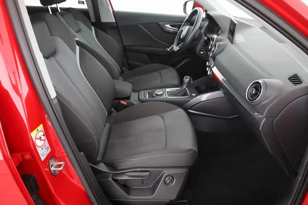 Audi Q2 30 TDI s-tronic Sport LED Tempomat AHK PDC 06/2018-photo-22