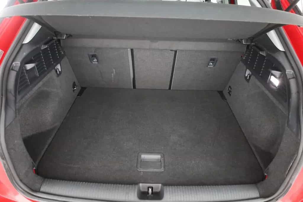 Audi Q2 30 TDI s-tronic Sport LED Tempomat AHK PDC 06/2018-photo-24
