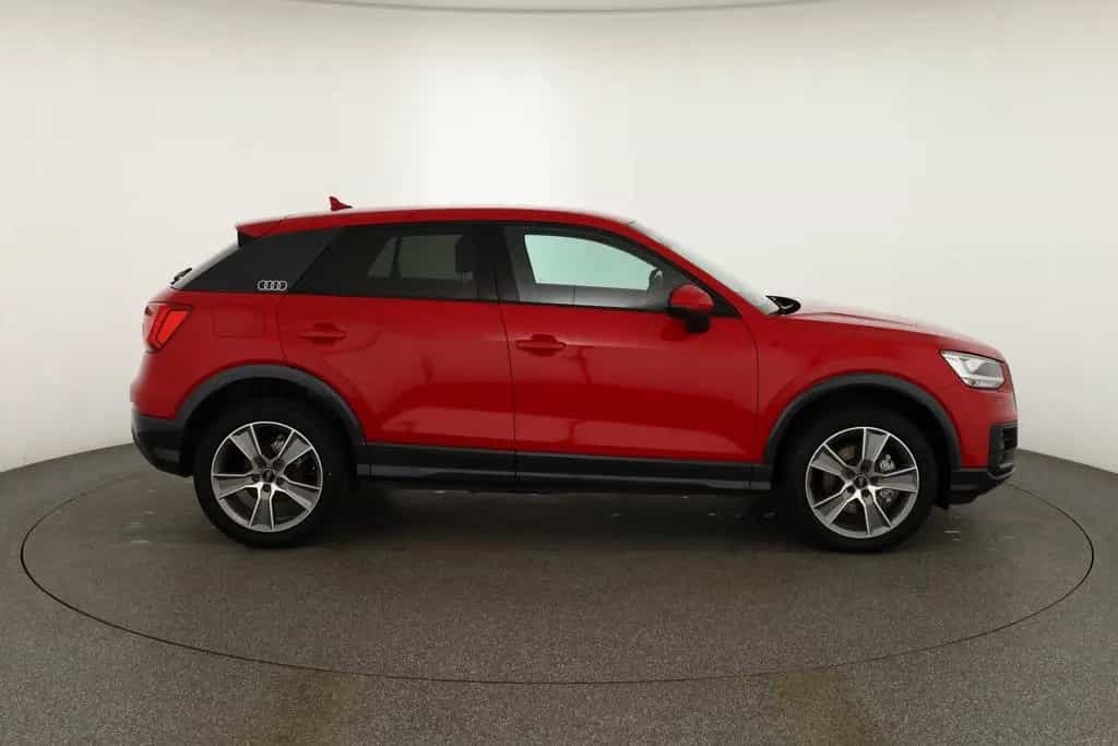 Audi Q2 30 TDI s-tronic Sport LED Tempomat AHK PDC 06/2018-photo-5