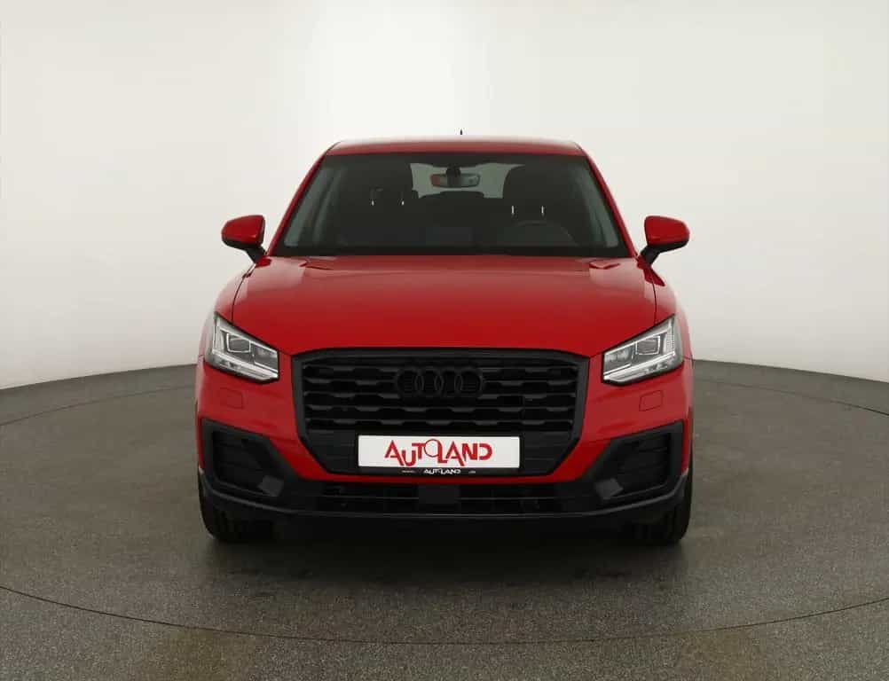 Audi Q2 30 TDI s-tronic Sport LED Tempomat AHK PDC 06/2018-photo-7