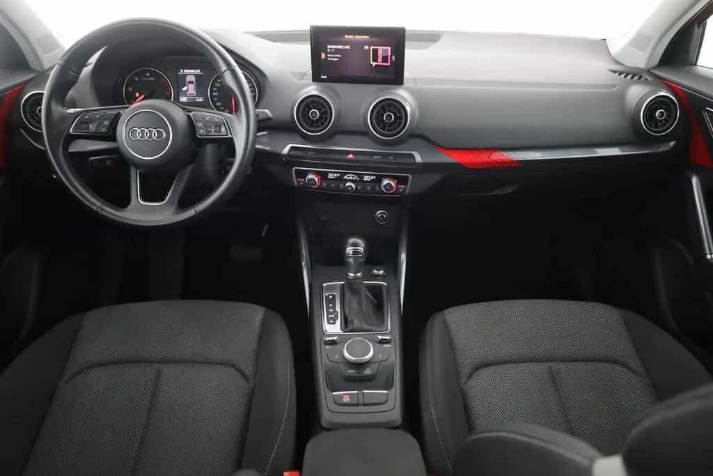 Audi Q2 30 TDI s-tronic Sport LED Tempomat AHK PDC 06/2018-photo-8