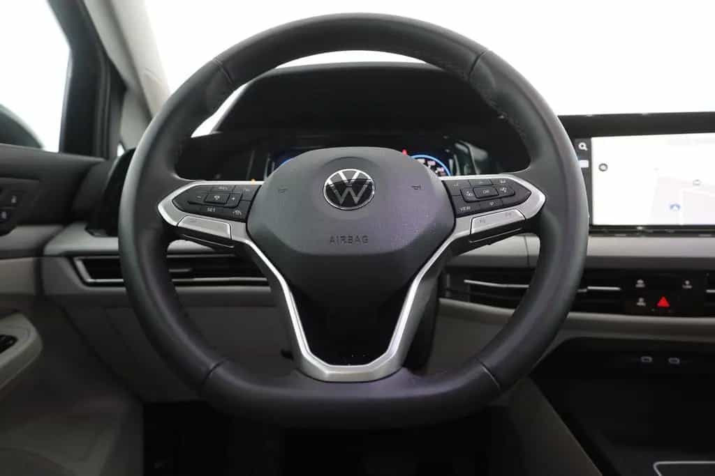 Volkswagen Golf VIII Variant 1.5 TSI DSG Life LED Navi ACC 06/2022-photo-13