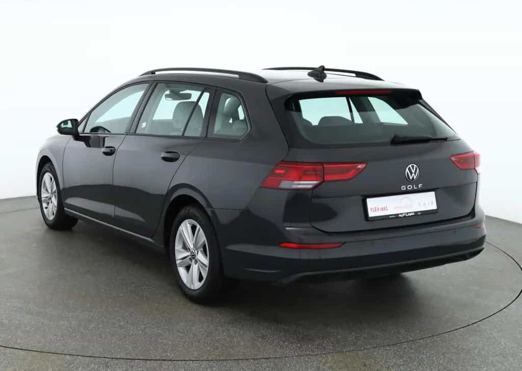 Volkswagen Golf VIII Variant 1.5 TSI DSG Life LED Navi ACC 06/2022-photo-2