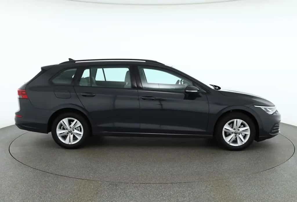 Volkswagen Golf VIII Variant 1.5 TSI DSG Life LED Navi ACC 06/2022-photo-5