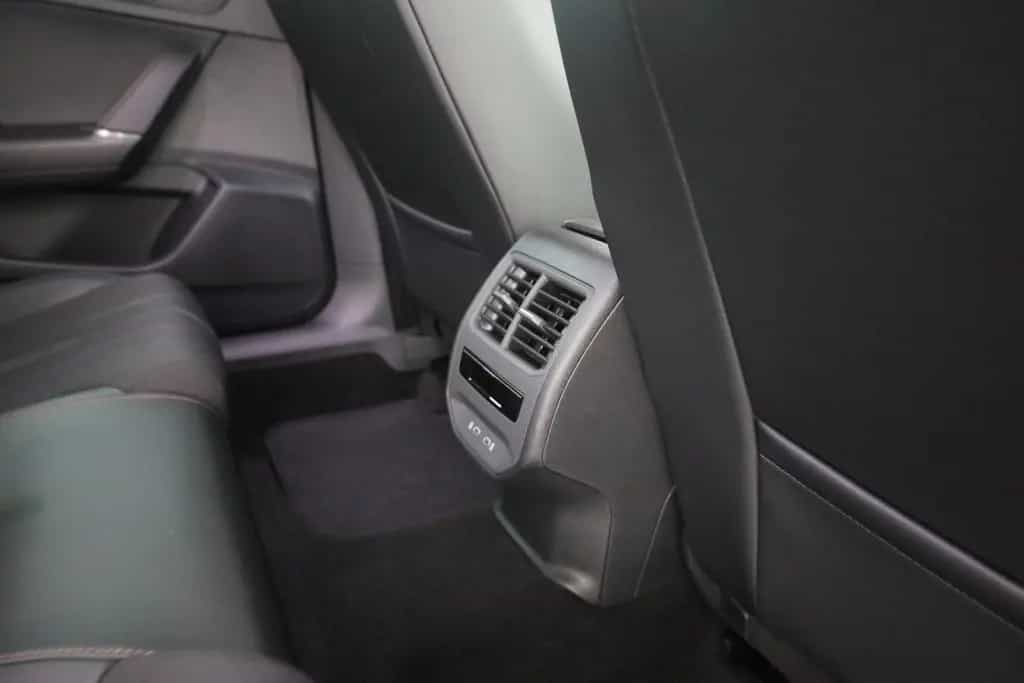 Cupra Formentor 2.0 VZ 4Drive LED Navi ACC Kamera DAB 01/2022-photo-28