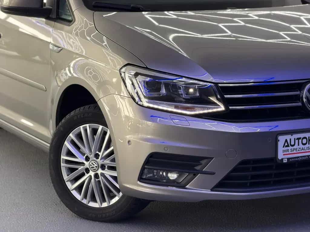 Volkswagen Caddy Maxi-DSG-Behindertengerecht-Rampe 06/2018-photo-4