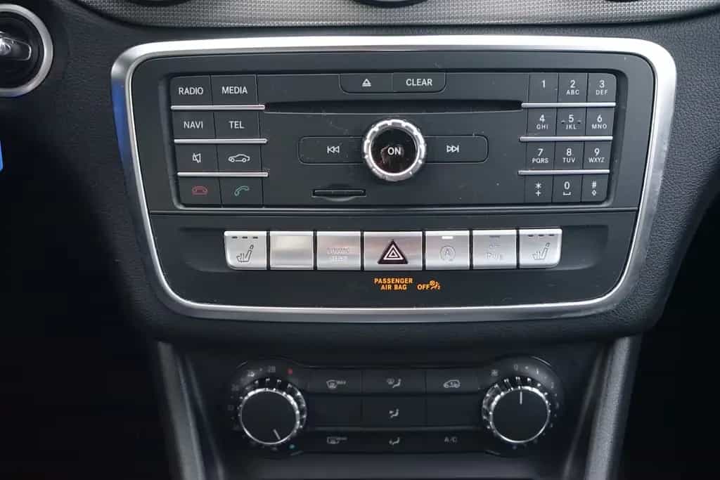Mercedes-Benz CLA-Class 180 Score Klima LED Navi Sitzheizung 11/2016-photo-14
