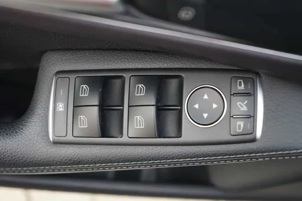 Mercedes-Benz CLA-Class 180 Score Klima LED Navi Sitzheizung 11/2016-photo-8