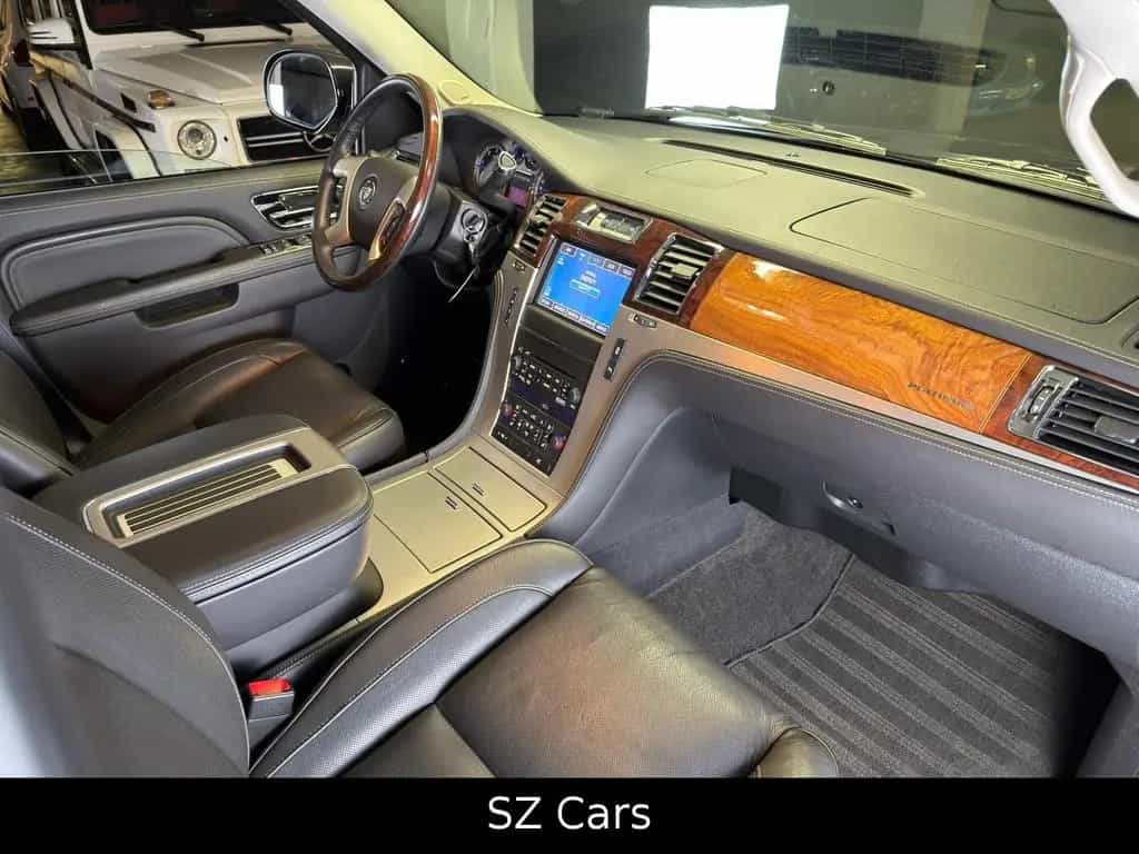 Cadillac Escalade GMT900 Platinum*1.Hand*Unfallfrei*KAM* 11/2012-photo-38