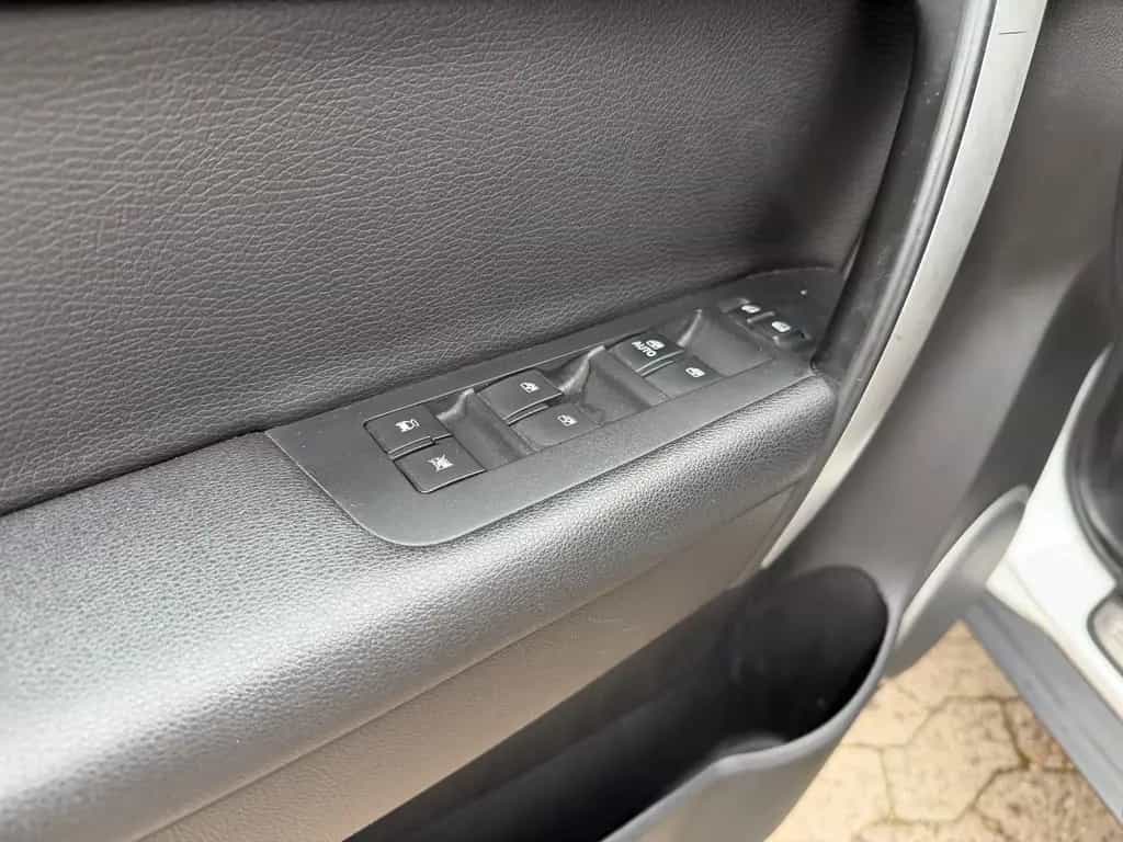 Chevrolet Captiva 2.2 D LTZ 4WD 1.Hand 7-Sitz Navi Kamera 10/2012-photo-13
