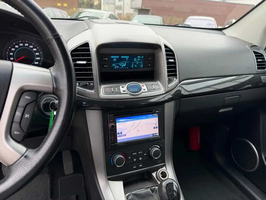 Chevrolet Captiva 2.2 D LTZ 4WD 1.Hand 7-Sitz Navi Kamera 10/2012-photo-25