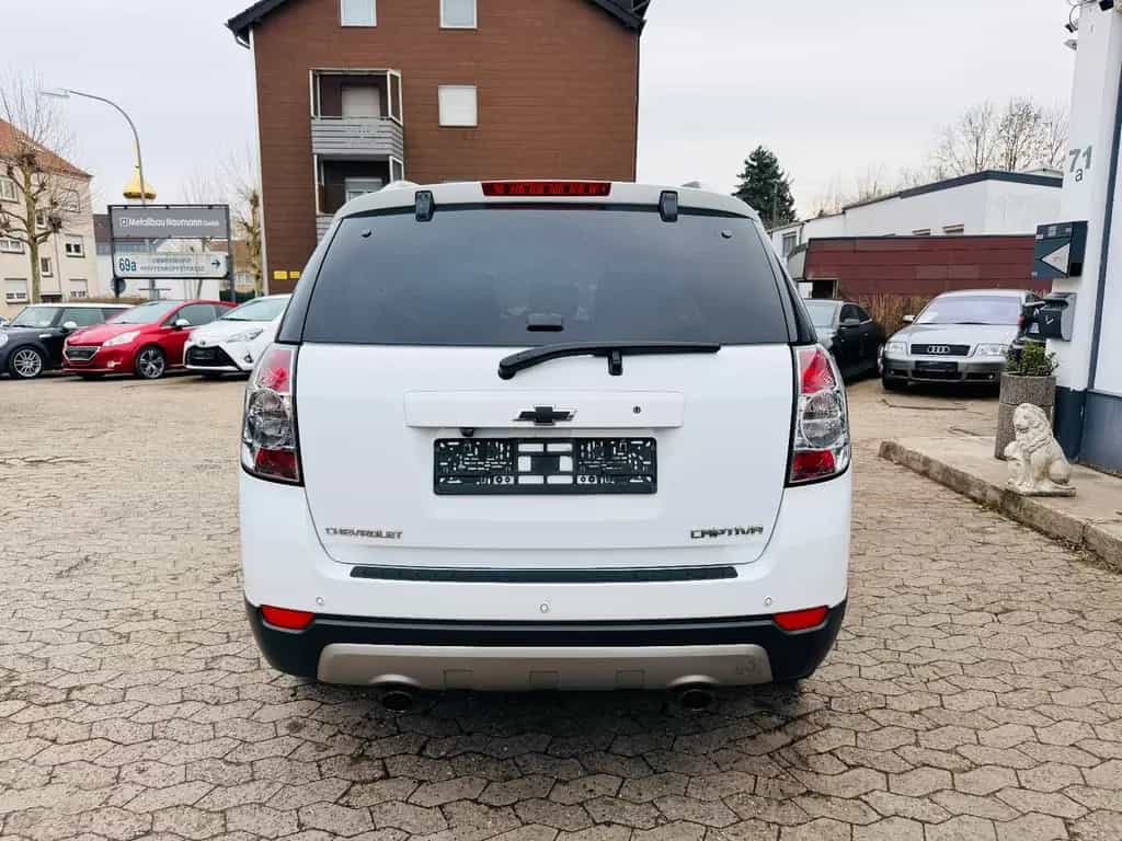 Chevrolet Captiva 2.2 D LTZ 4WD 1.Hand 7-Sitz Navi Kamera 10/2012-photo-4