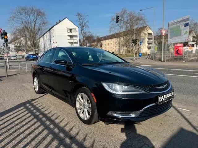 Chrysler 200 Limited 2.4 AUTOMATIK 11/2021-photo-2