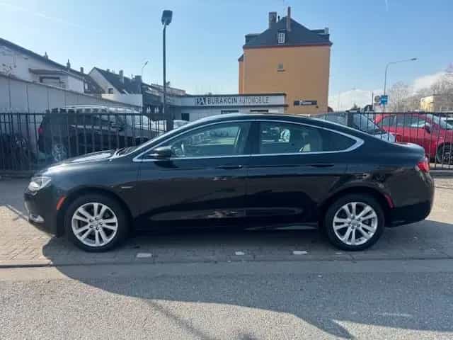 Chrysler 200 Limited 2.4 AUTOMATIK 11/2021-photo-3