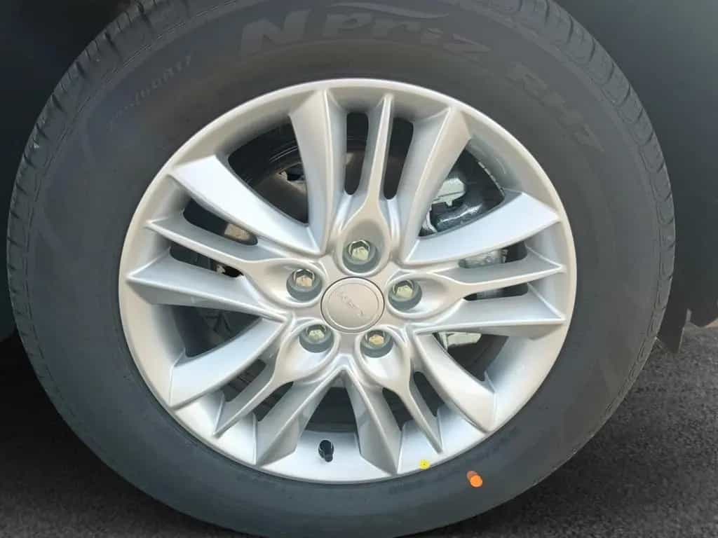 KGM Korando Essential °Navi°RFK°SHZ°ALU°Tempomat° null-photo-28