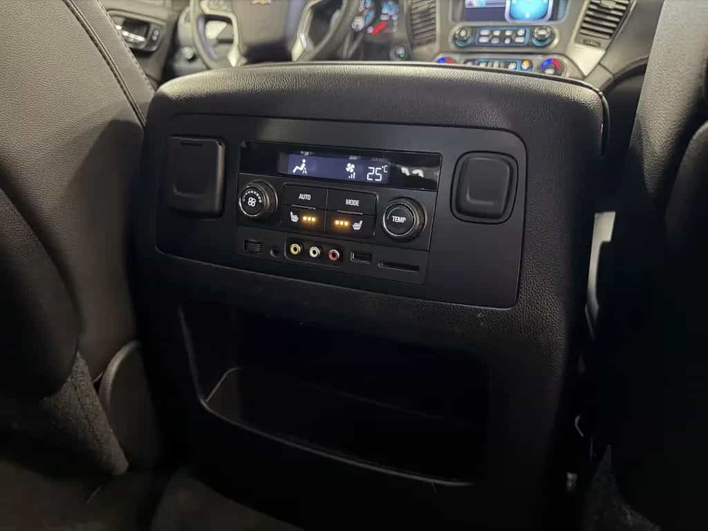 Chevrolet Tahoe LTZ 5.3 l V8 *Deutsche Erstzulassung* 12/2015-photo-18