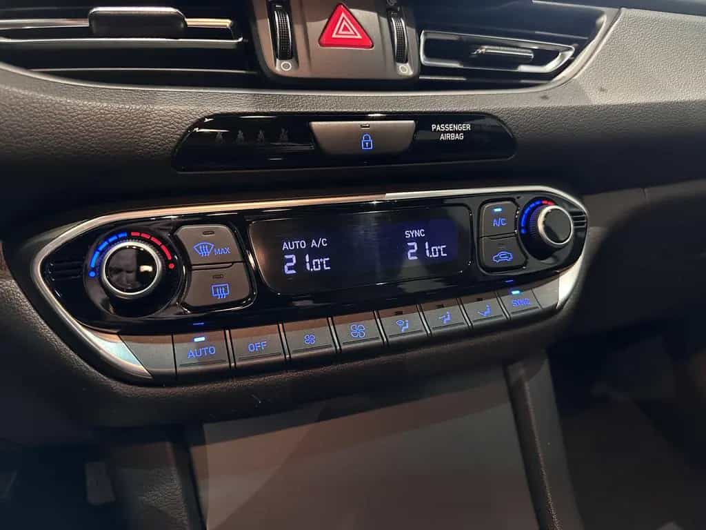 Hyundai i30 Connect & Go *NAVI, AUTOMATIK, LED, RFK* 03/2024-photo-31