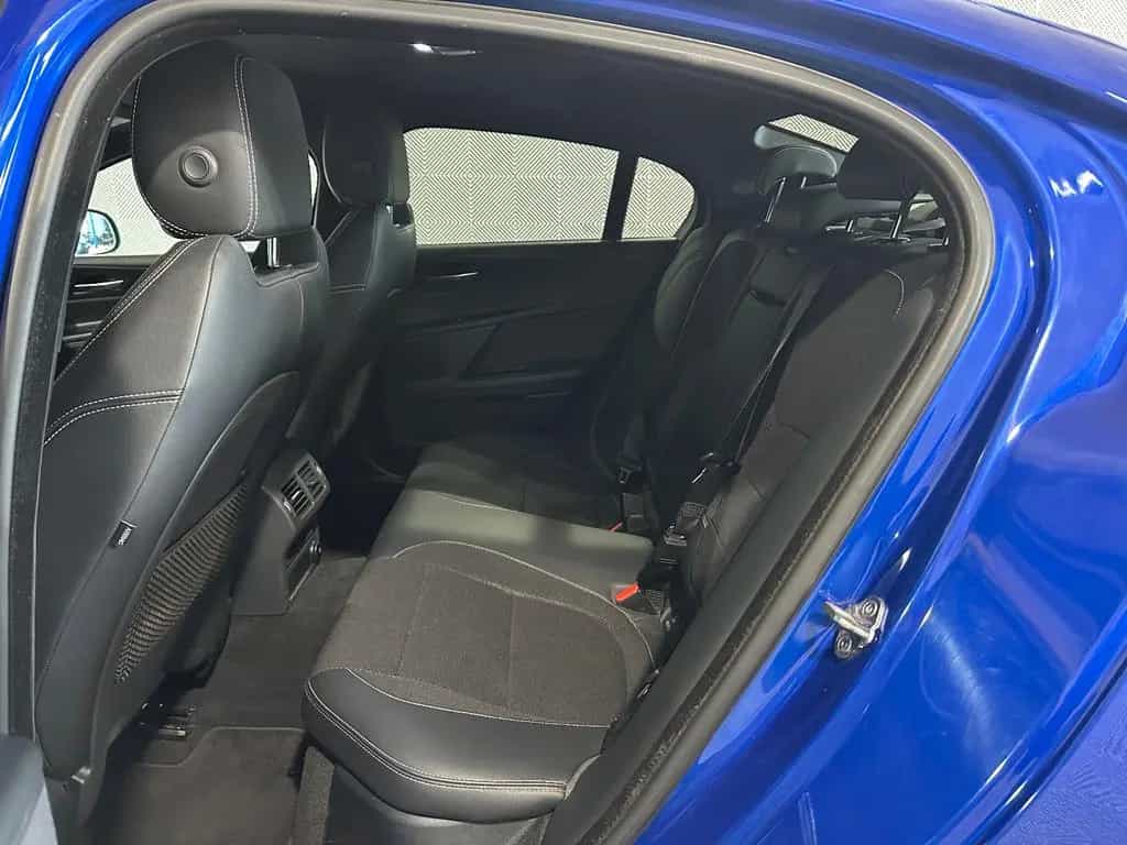 Jaguar XE 20d*R SPORT*BLACK PACK-XENON-R.KAM-ACC-SHZ-18 02/2019-photo-23