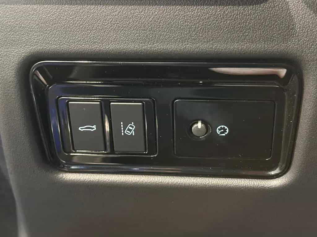 Jaguar XE 20d*R SPORT*BLACK PACK-XENON-R.KAM-ACC-SHZ-18 02/2019-photo-28
