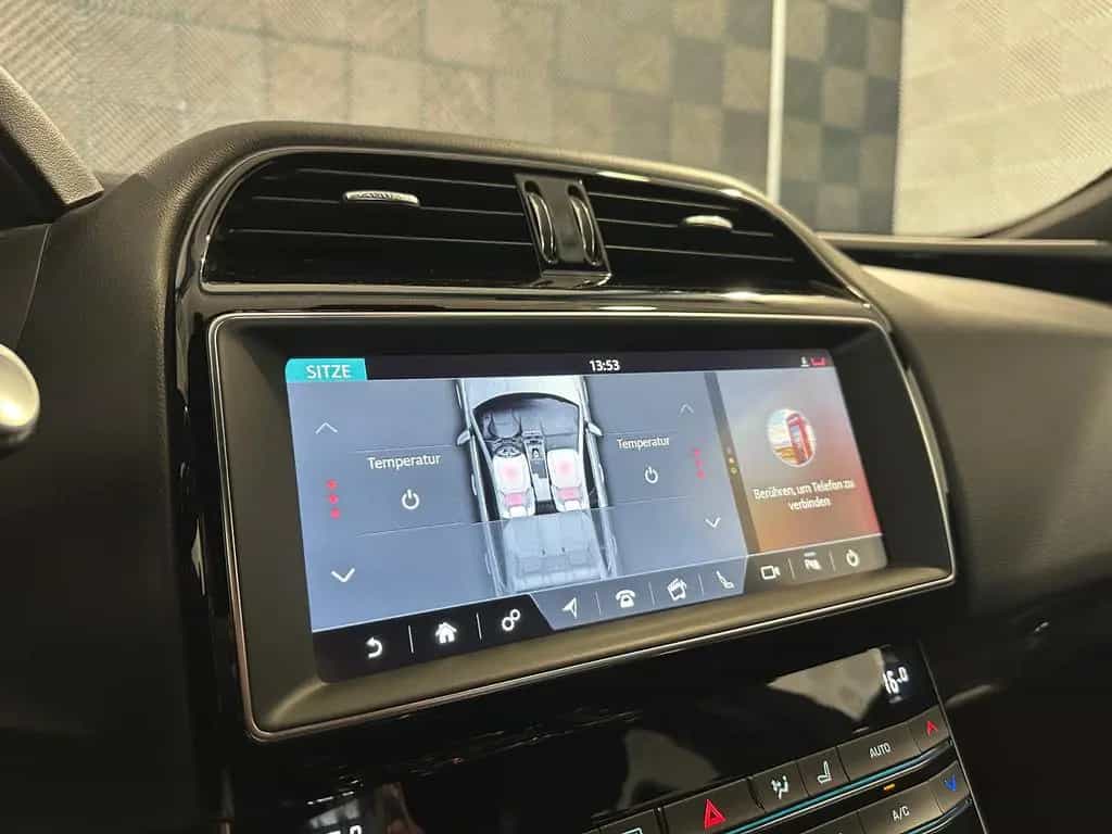 Jaguar XE 20d*R SPORT*BLACK PACK-XENON-R.KAM-ACC-SHZ-18 02/2019-photo-34