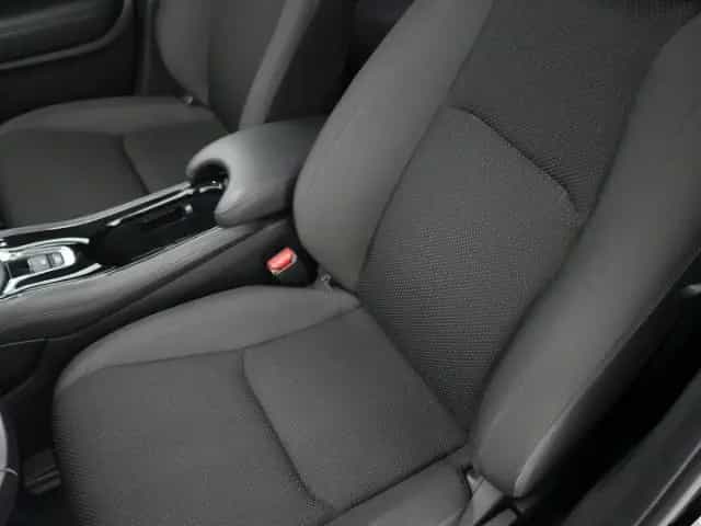 Honda HR-V ELEGANCE i-VTEC+NAVI+SITZHEIZUNG+LED TAGFAH 04/2020-photo-11
