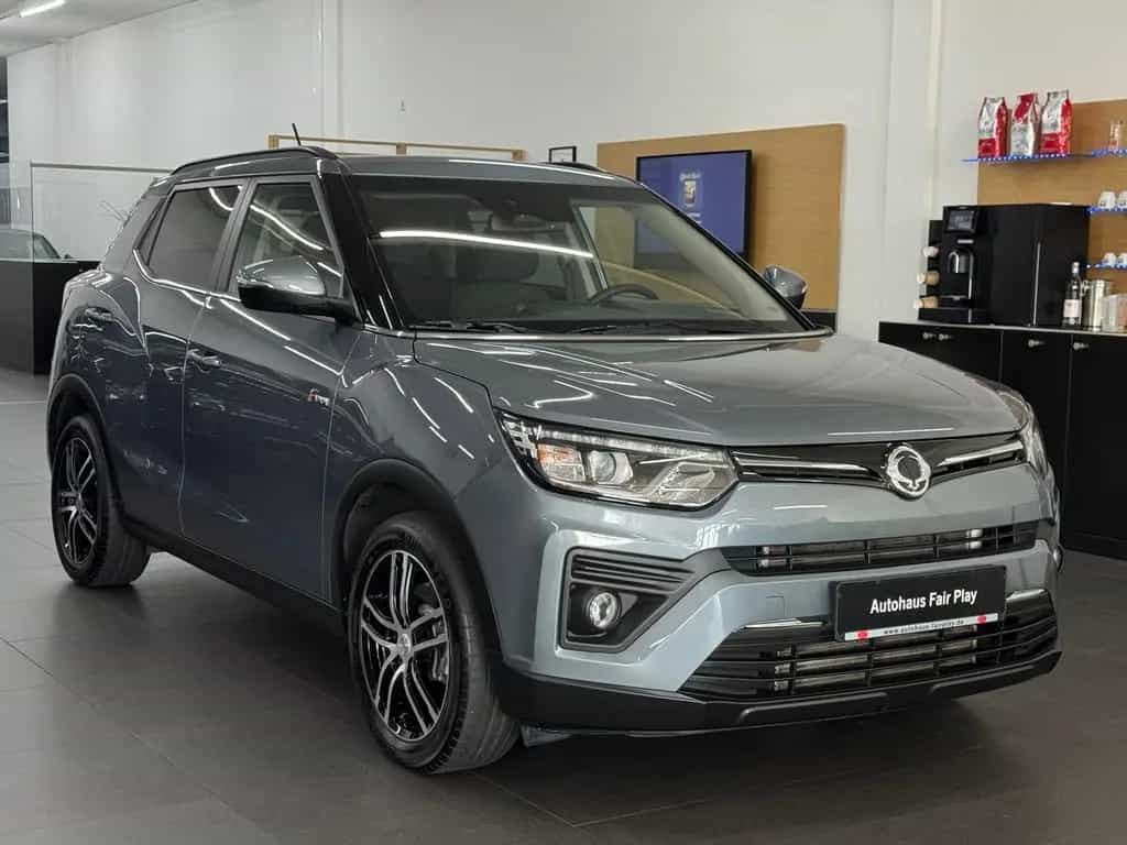 Ssangyong Tivoli 1.5 T-GDi Quartz Aut. AHK/CARPLAY/KAMERA! 08/2022-photo-2