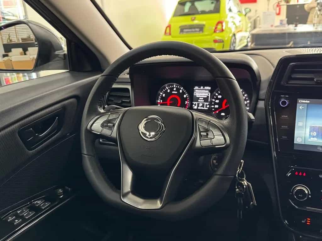 Ssangyong Tivoli 1.5 T-GDi Quartz Aut. AHK/CARPLAY/KAMERA! 08/2022-photo-9