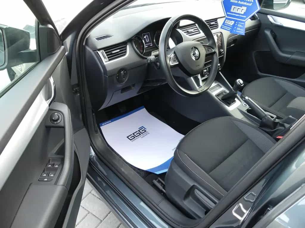 Skoda Octavia Combi Ambition"1.HAND" 01/2018-photo-9