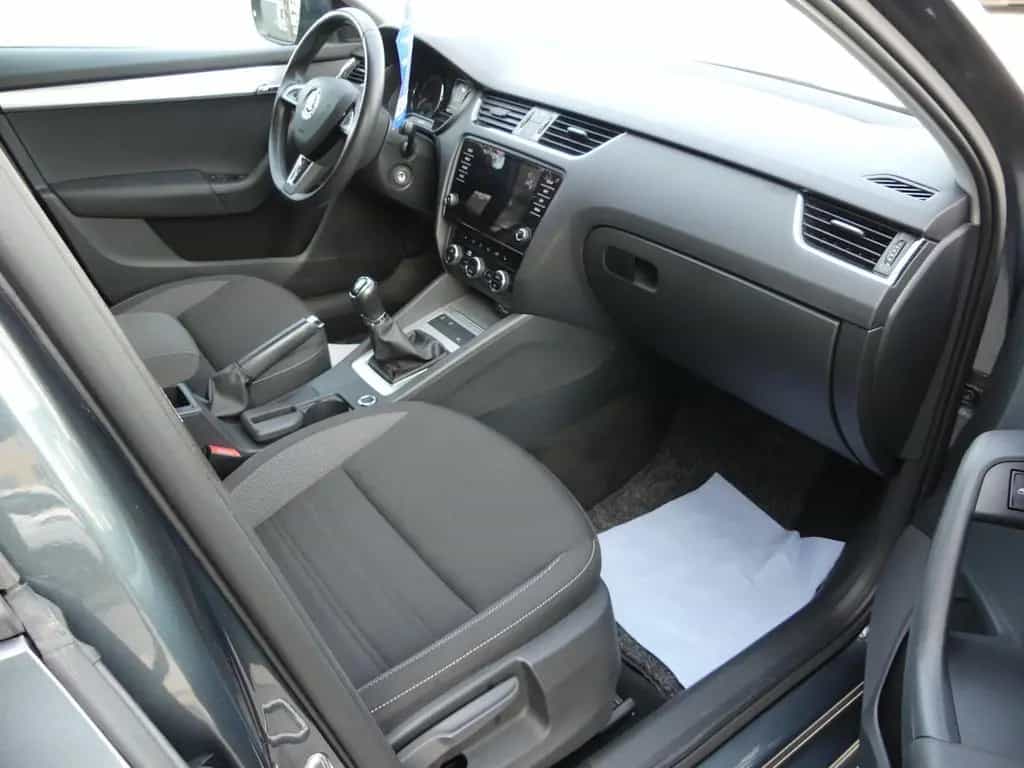 Skoda Octavia Combi Ambition"1.HAND" 01/2018-photo-10