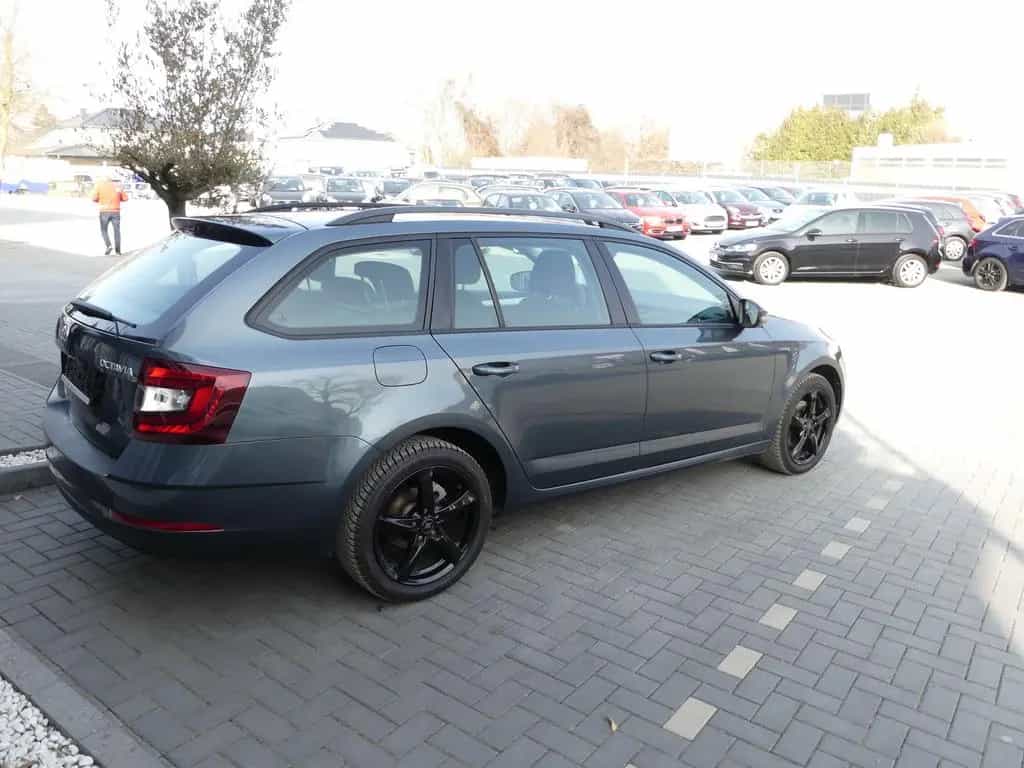 Skoda Octavia Combi Ambition"1.HAND" 01/2018-photo-4