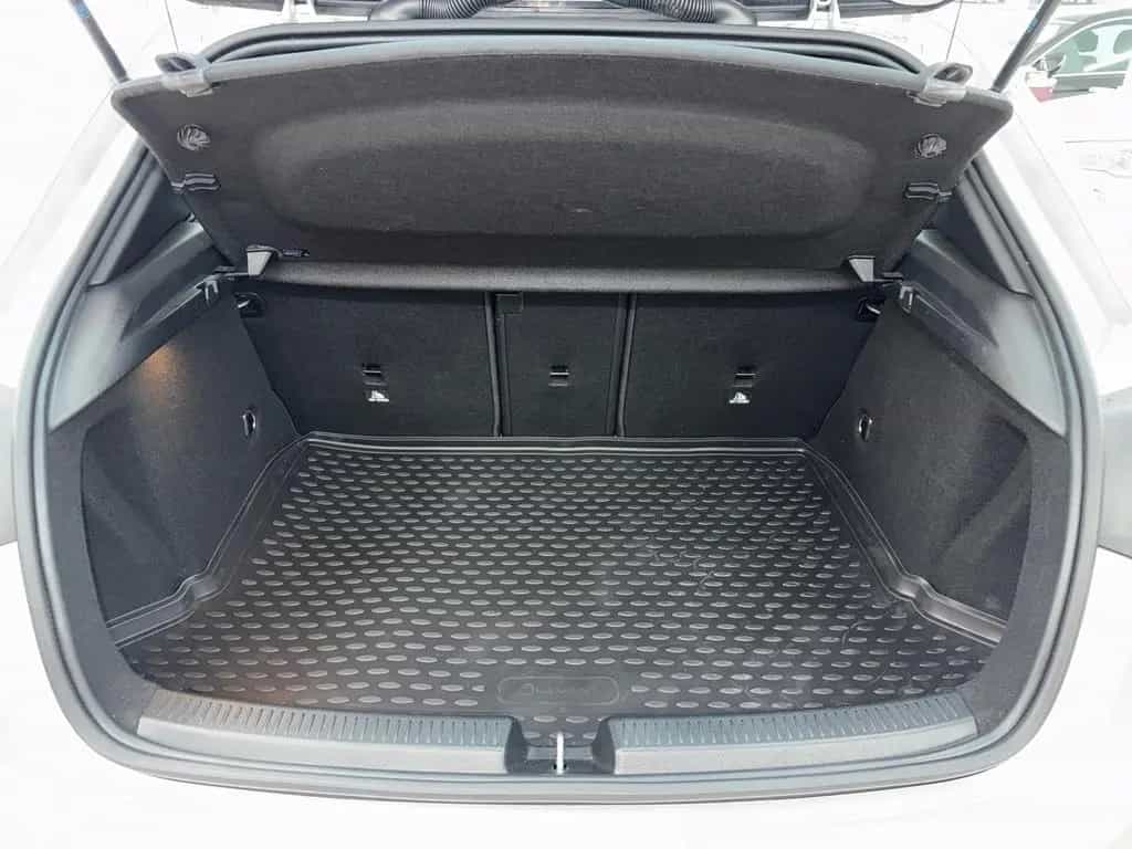 Mercedes-Benz A-Class 180 Automatik*Navi*Sitzheiz*PDC vo+hi*Spur 07/2019-photo-22