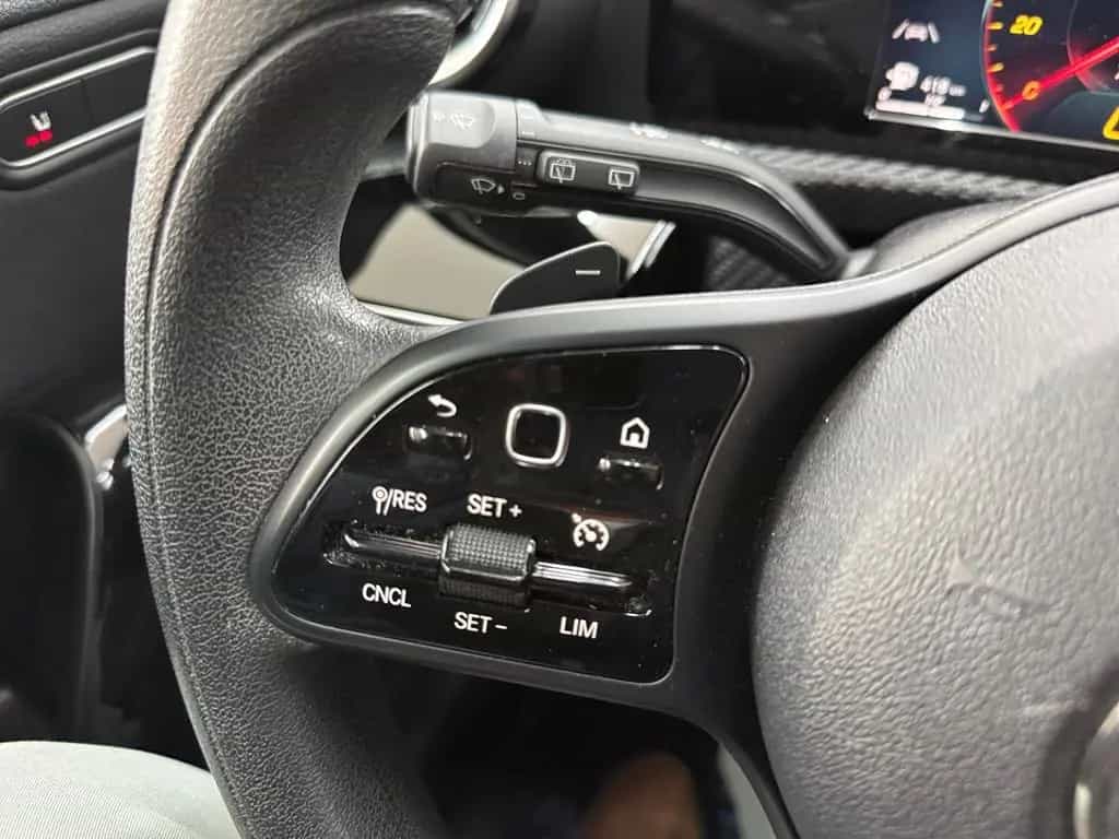 Mercedes-Benz A-Class 180 Automatik*Navi*Sitzheiz*PDC vo+hi*Spur 07/2019-photo-26
