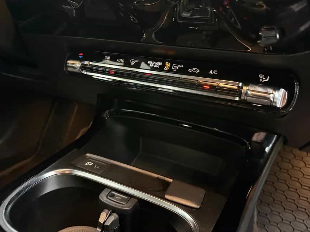 Mercedes-Benz A-Class 180 Automatik*Navi*Sitzheiz*PDC vo+hi*Spur 07/2019-photo-27