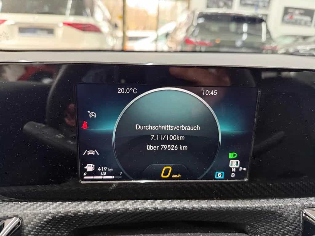 Mercedes-Benz A-Class 180 Automatik*Navi*Sitzheiz*PDC vo+hi*Spur 07/2019-photo-32