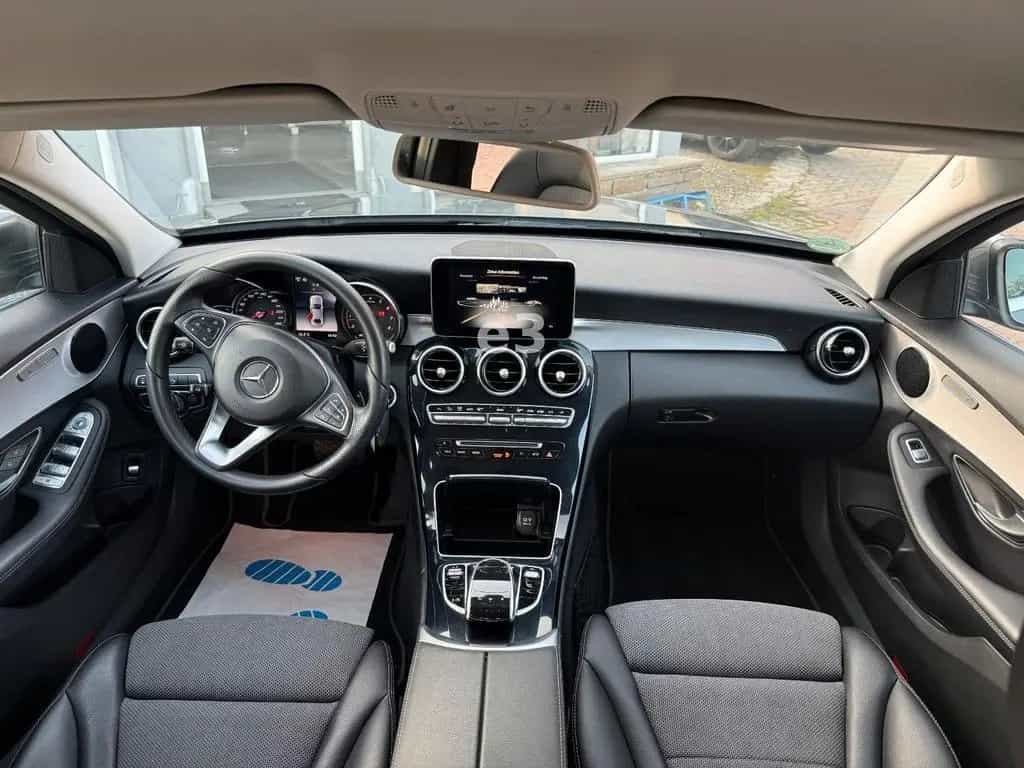 Mercedes-Benz C 250 C Lim. C 250 CGI;AUTOMATIK;360° KAMERA;AHK;LED 07/2018-photo-10