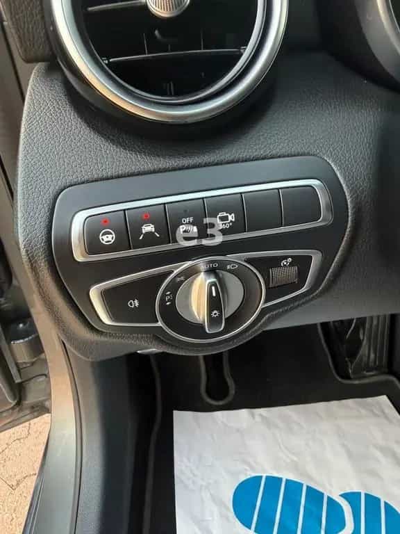 Mercedes-Benz C 250 C Lim. C 250 CGI;AUTOMATIK;360° KAMERA;AHK;LED 07/2018-photo-11