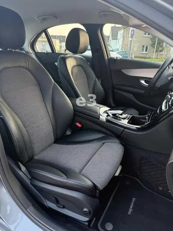 Mercedes-Benz C 250 C Lim. C 250 CGI;AUTOMATIK;360° KAMERA;AHK;LED 07/2018-photo-26