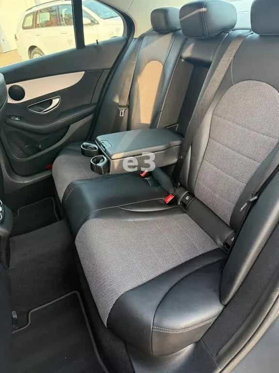 Mercedes-Benz C 250 C Lim. C 250 CGI;AUTOMATIK;360° KAMERA;AHK;LED 07/2018-photo-27