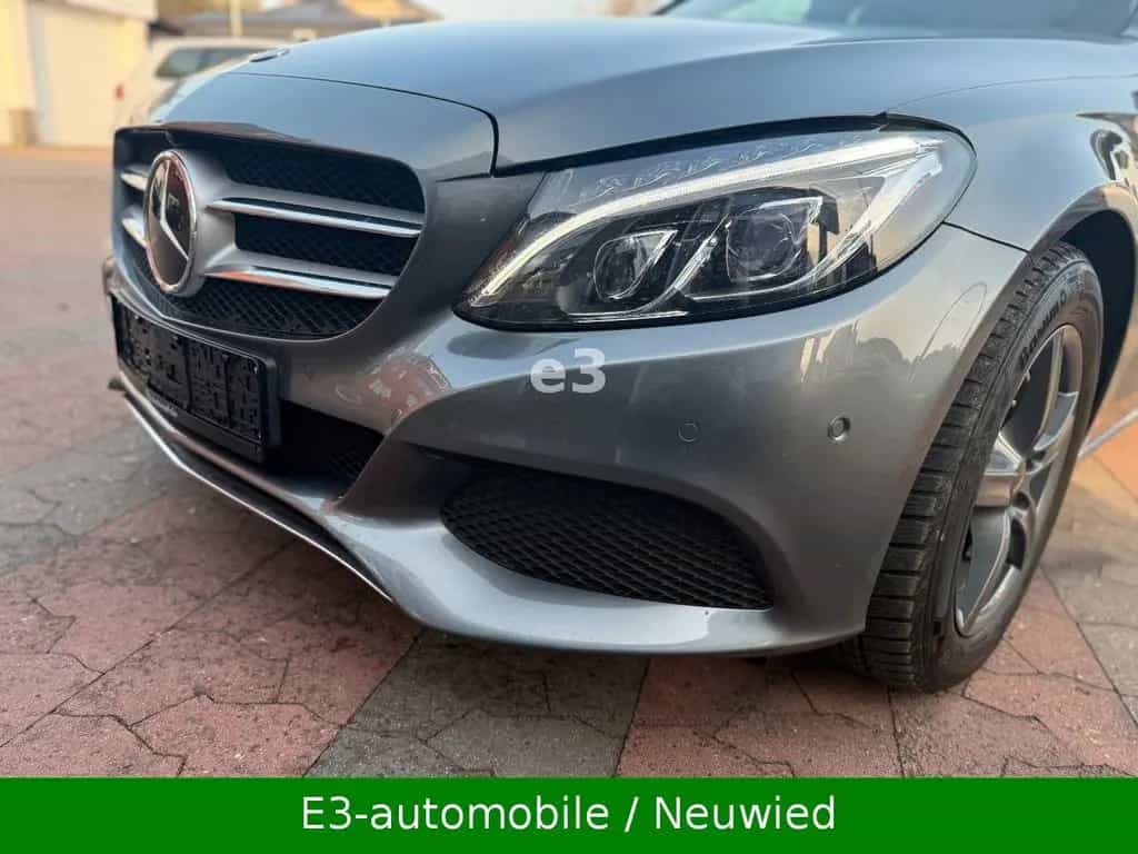 Mercedes-Benz C 250 C Lim. C 250 CGI;AUTOMATIK;360° KAMERA;AHK;LED 07/2018-photo-8