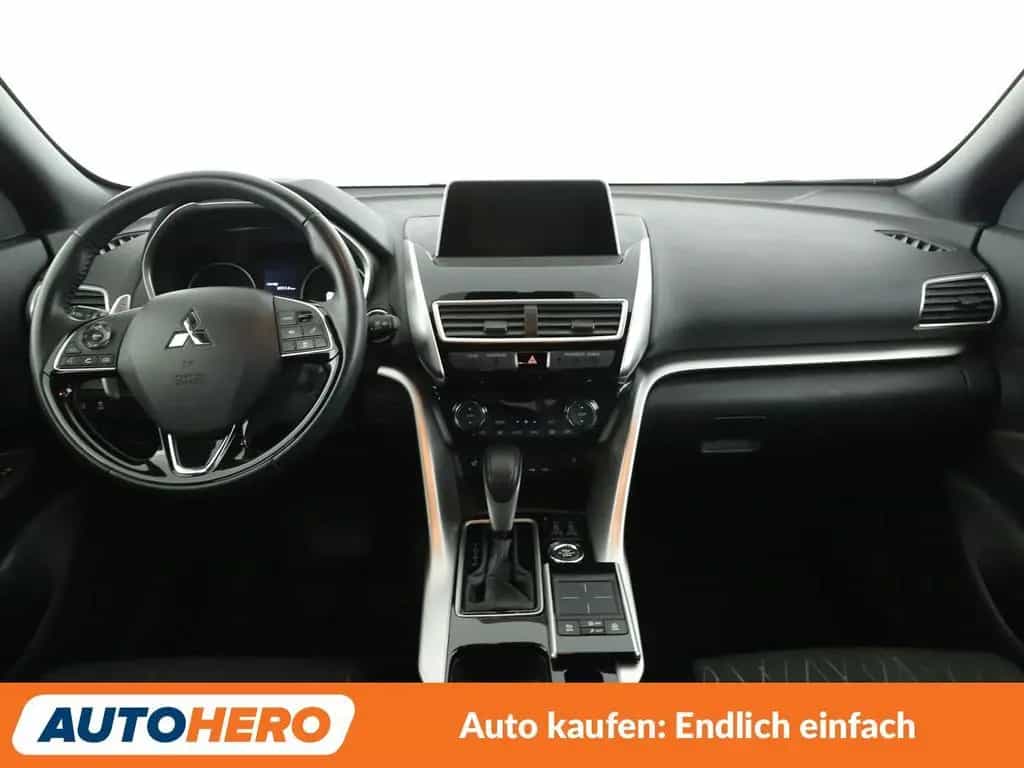 Mitsubishi Eclipse Cross 1.5 T-MIVEC Active+ 4WD*BI-LED*ACC 04/2020-photo-11