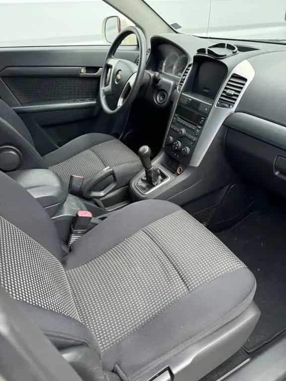 Chevrolet Captiva 2.4 LS 2WD 5-Sitzer 07/2009-photo-6