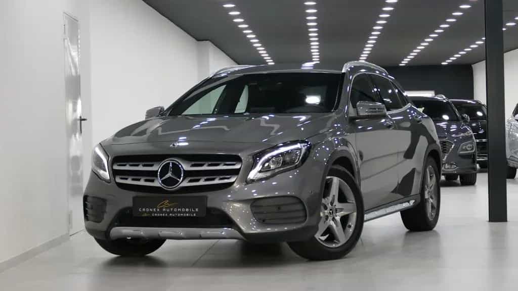 Mercedes-Benz GLA-Class 250 4Matic AMG Line/AHK/LED/Navi/KeyLess/H/K 07/2019-photo-0