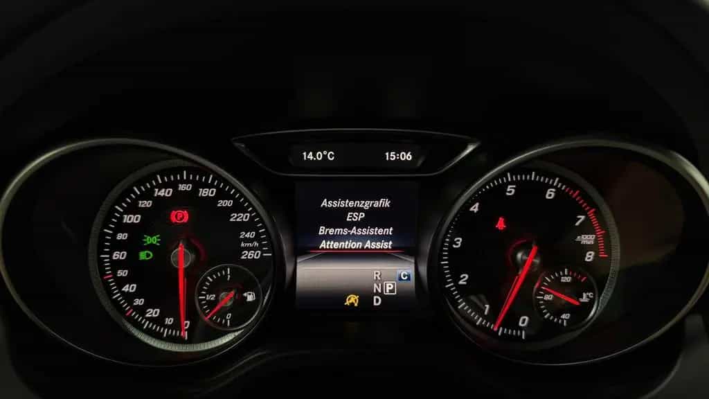 Mercedes-Benz GLA-Class 250 4Matic AMG Line/AHK/LED/Navi/KeyLess/H/K 07/2019-photo-23