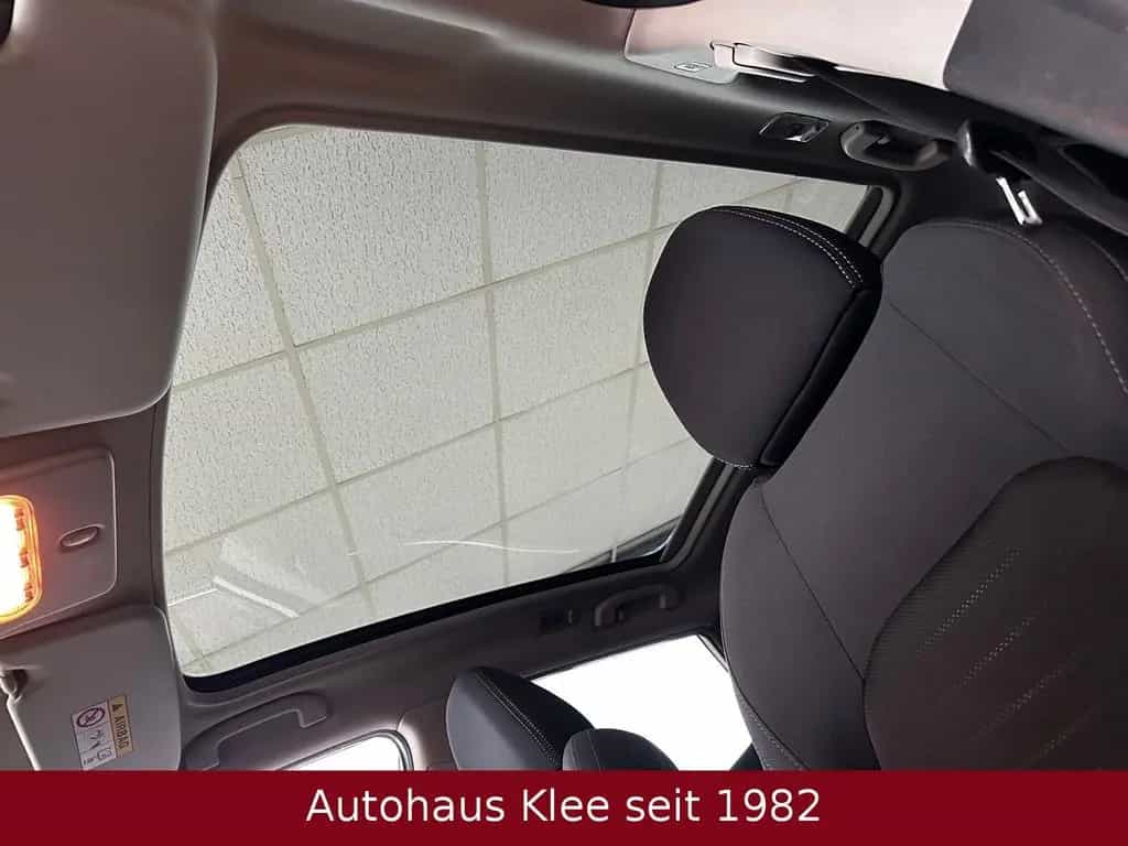 Nissan Qashqai 1.6 *AHK*360 Kamera*Navi*Pano* 07/2017-photo-14